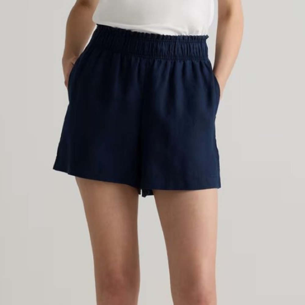 Made in Italy 100% Linen Navy Shorts